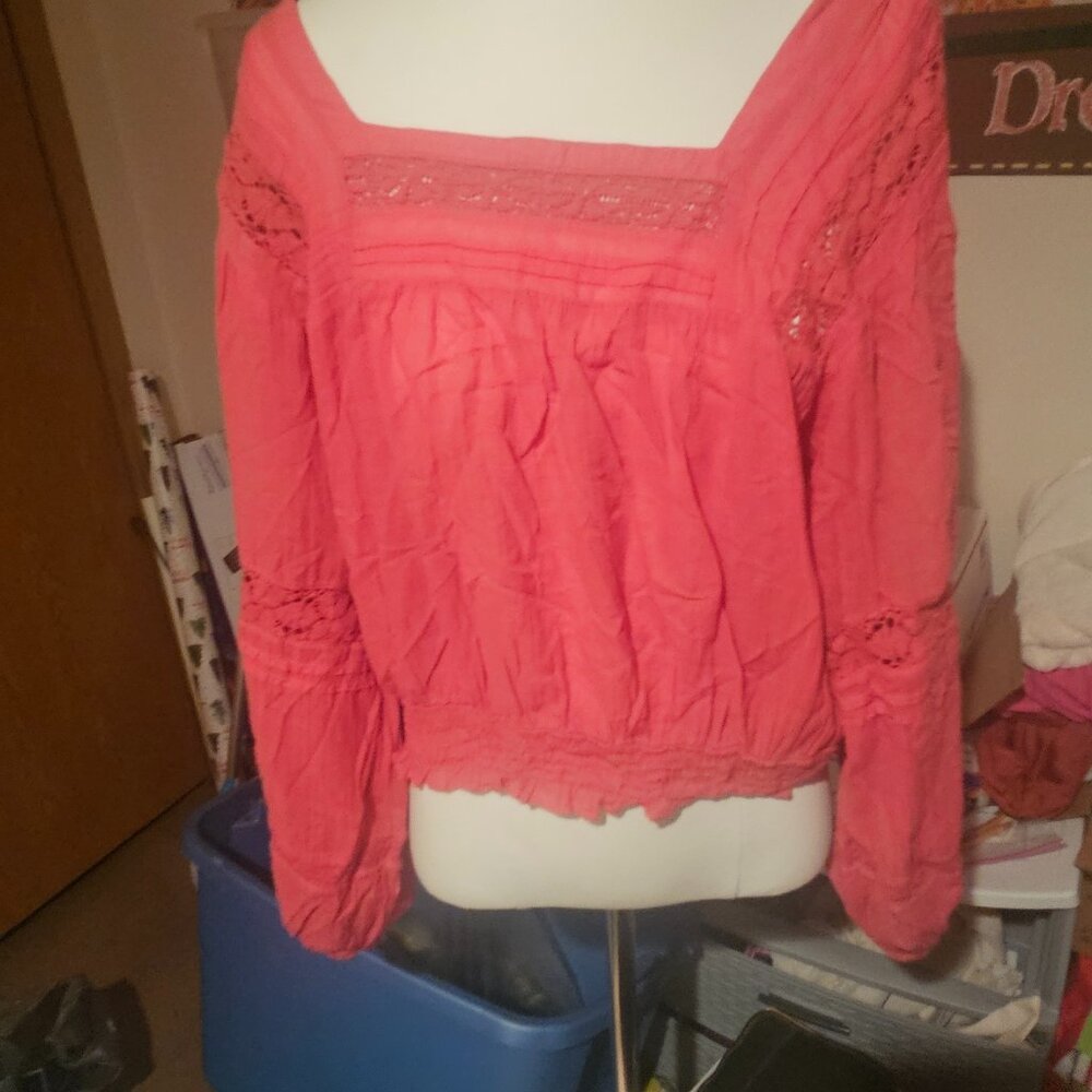 American Eagle Boho Peasant Blouse | Lace Detail | Coral Pink | Size XL